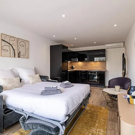 Magnificent 3room Quiet Balcony *