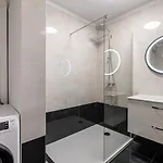 Апартаменты Magnificent 3room Quiet Balcony Канны